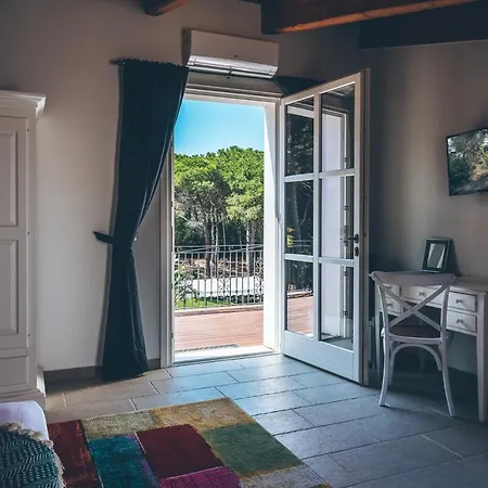 Bed & Breakfast Antica Colonica 4*